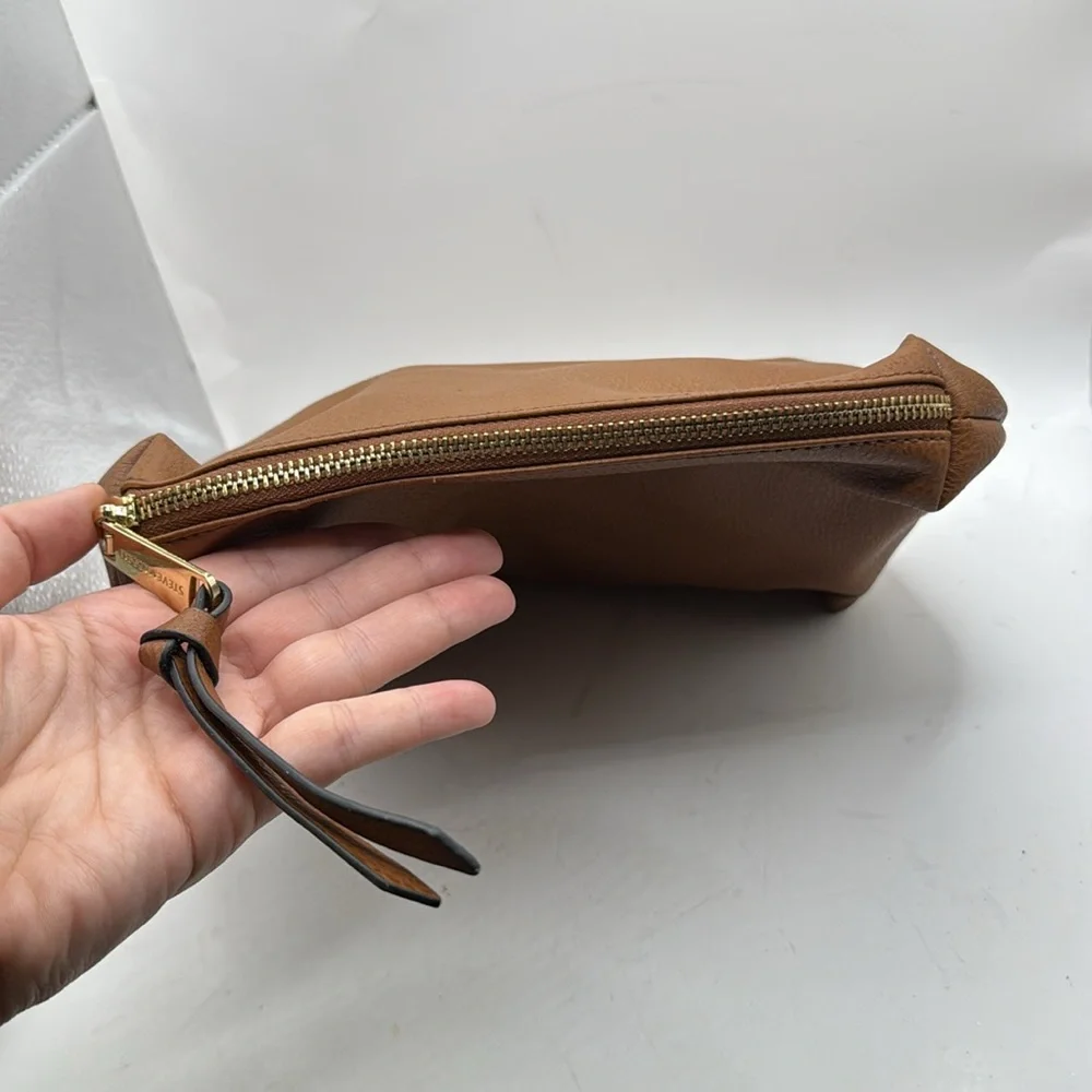 Steve Madden Makeup Toiletry Bag Brown
